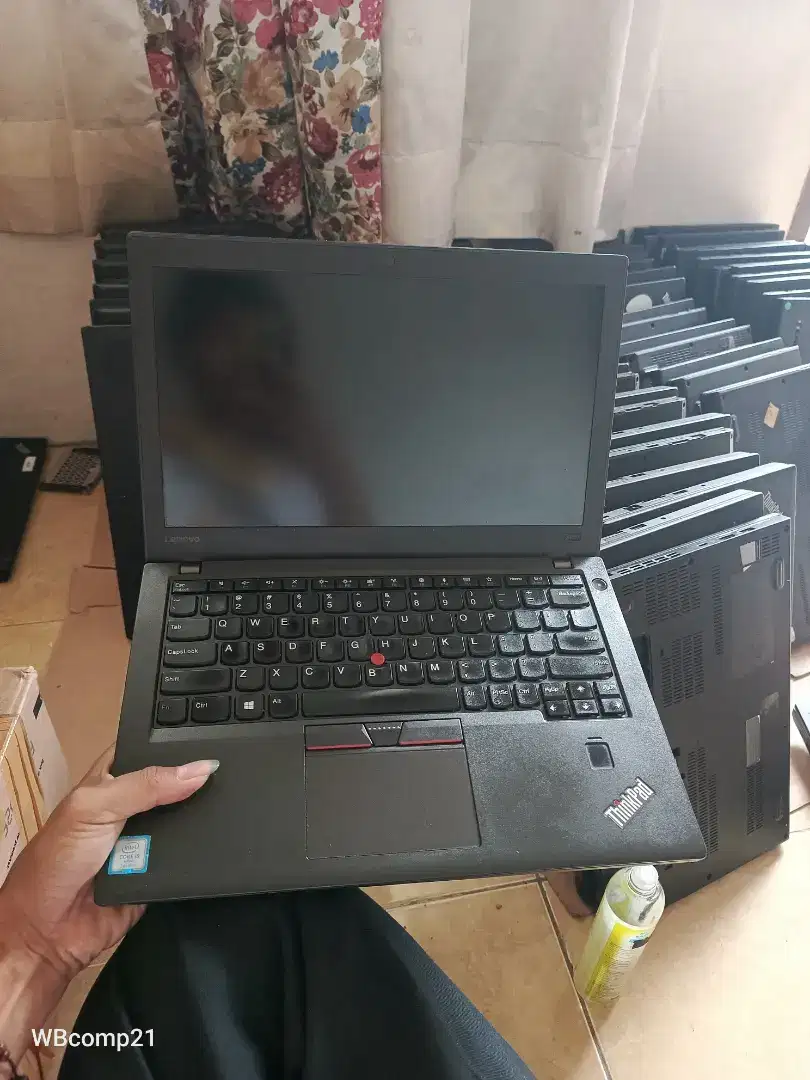 Lenovo Thinkpad X270 core i5\8\256 Gb