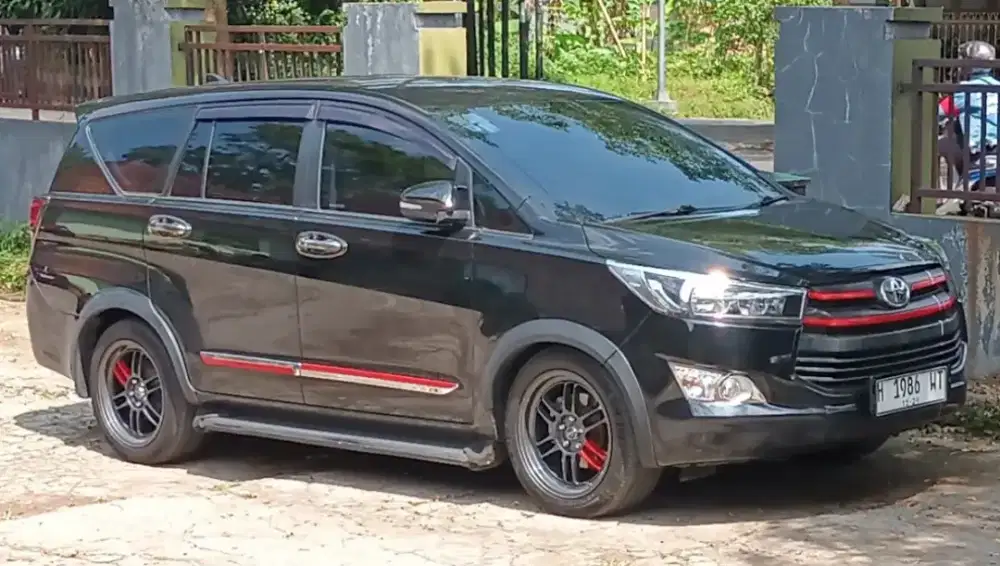 Innova Reborn Diesel Matic