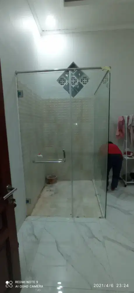 kaca shower kamarmandi