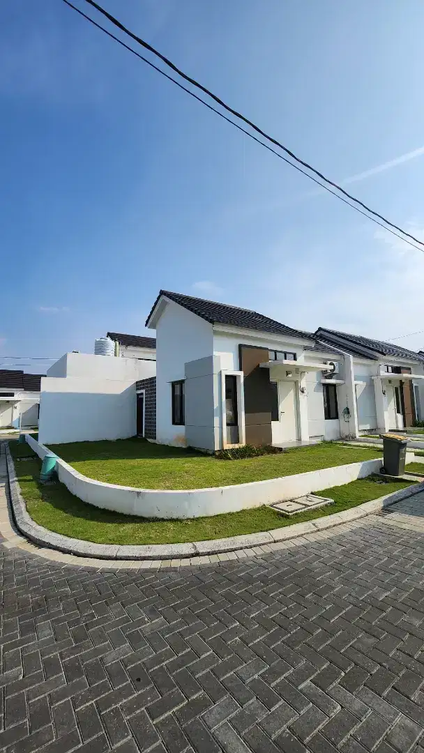 Overkredit/For Rent Rumah Hoek Tera Damai Cluster Curtina Damai Putra