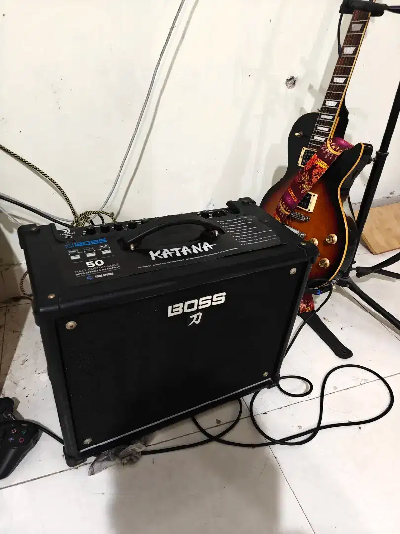 Boss Katana 50 Ampli Gitar