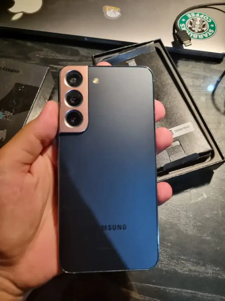 Samsung S22 8/256 Sein Fullset