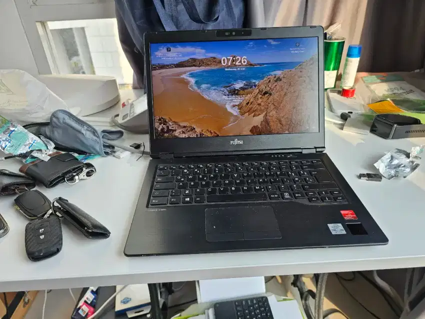 Laptop Fujitsu U7410 RAM 32GB SSD 1TB
