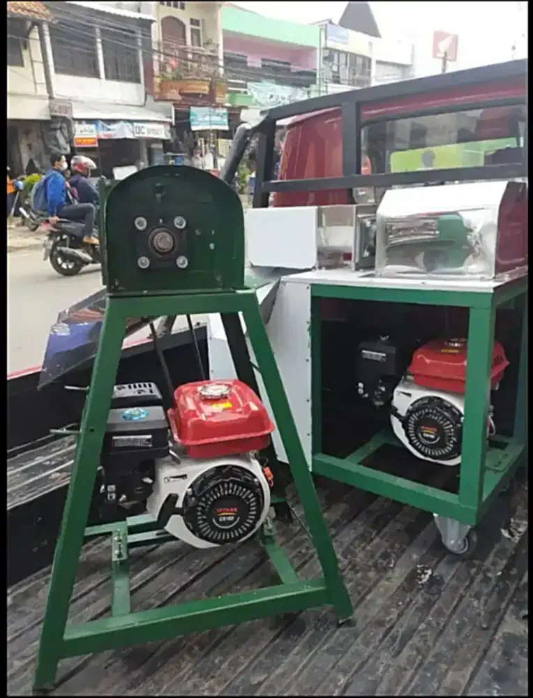 MESIN PARUT KELAPA UNIT KONDISI BARU