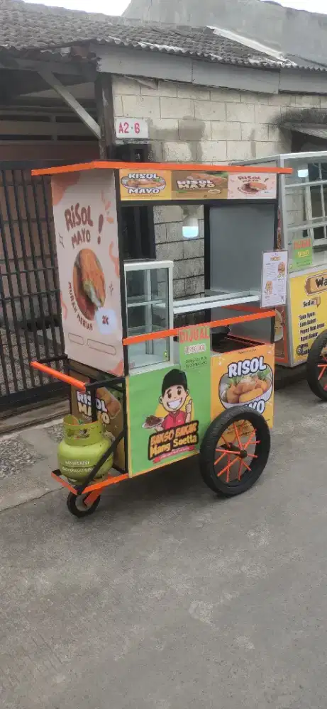 grobak BARU gorengan/risol/sempol ayam/sosis/pempek/es buah/DLL