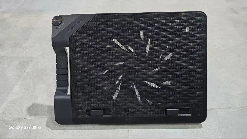 Fan Laptop Adjustable (Garage Sale)