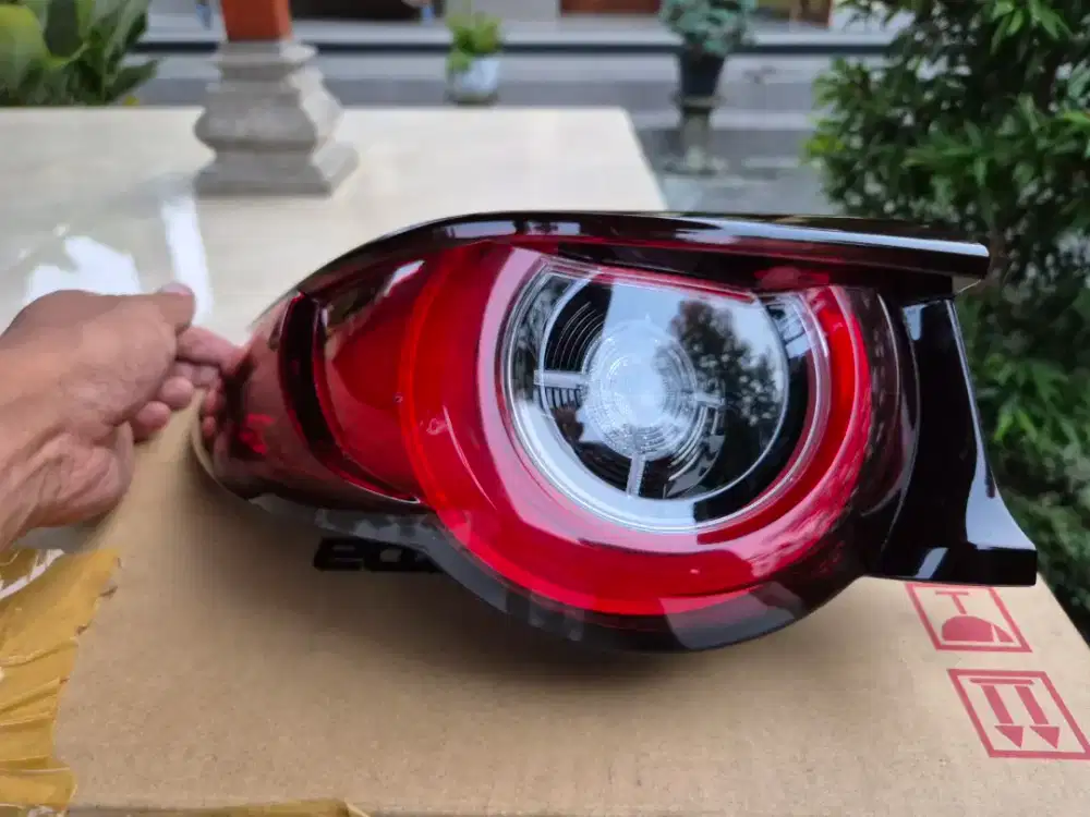 Stop Lamp (Lampu Belakang) Kiri Mazda 3