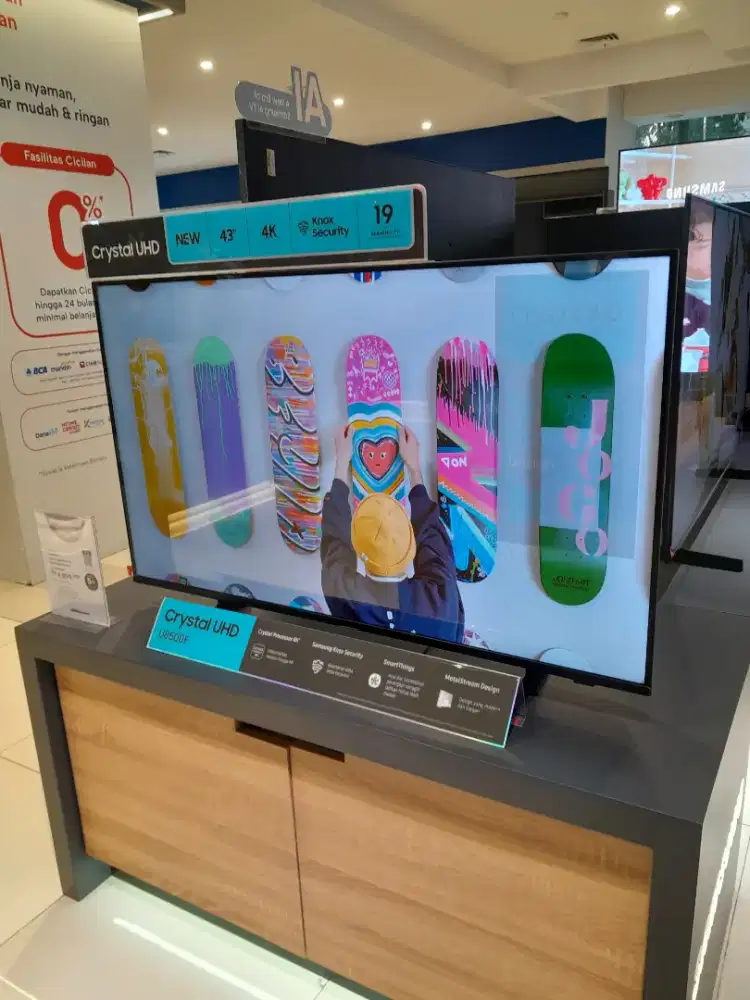 Samsung Crystal UHD TV 43inch 2025 43u8500f