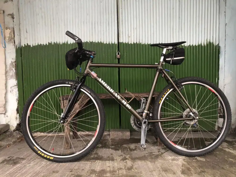 SEPEDA MTB VINTAGE - AMERICAN M16