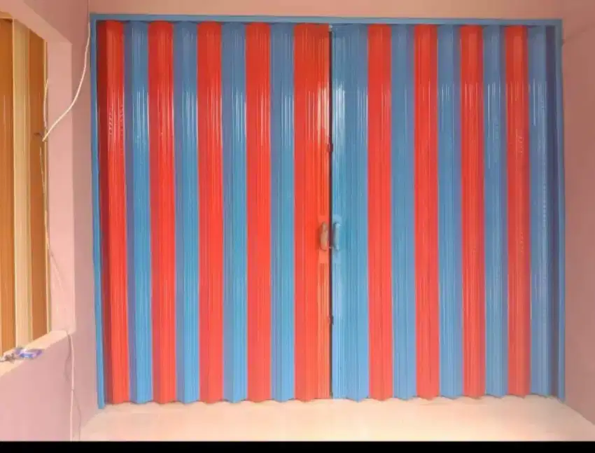 Pintu folding gate