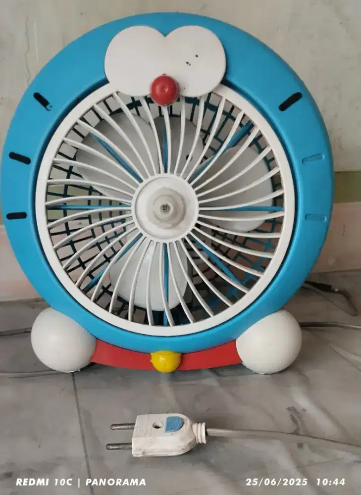 Kipas angin karakter