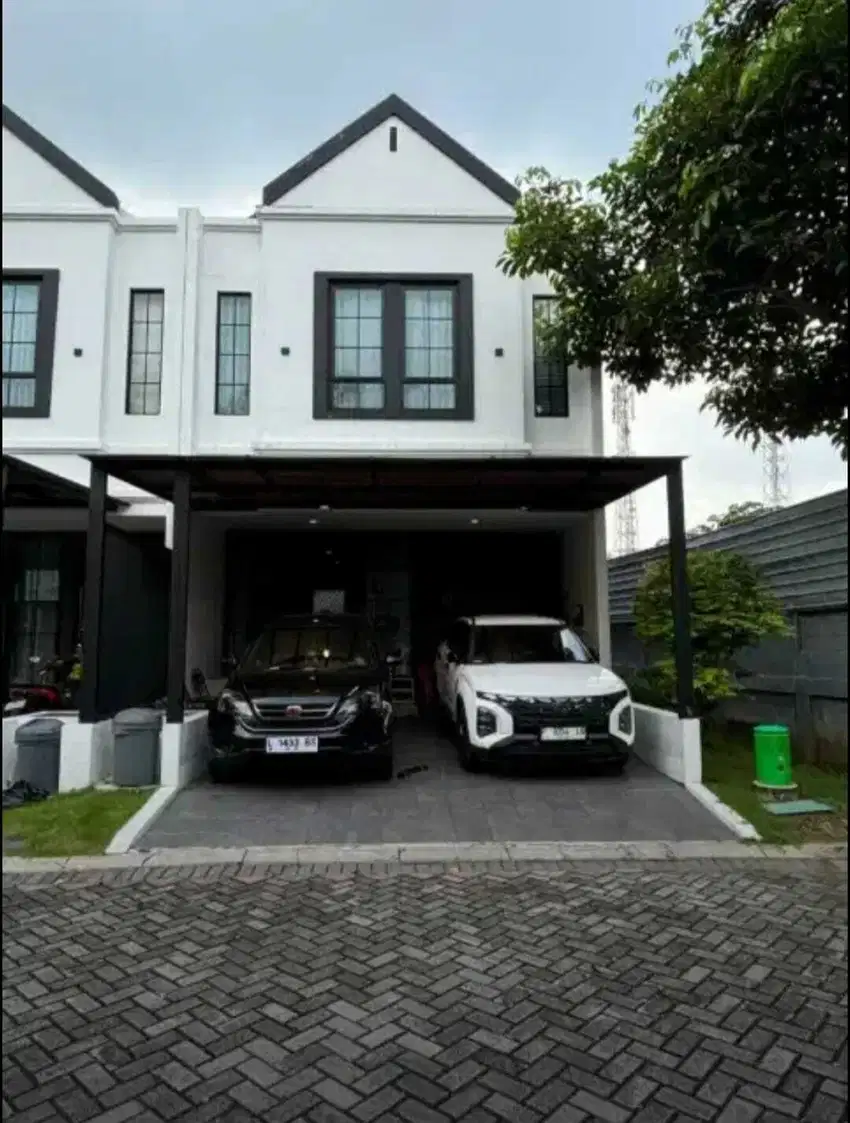Dijual rumah siap huni di Oakwood Park, Citraland