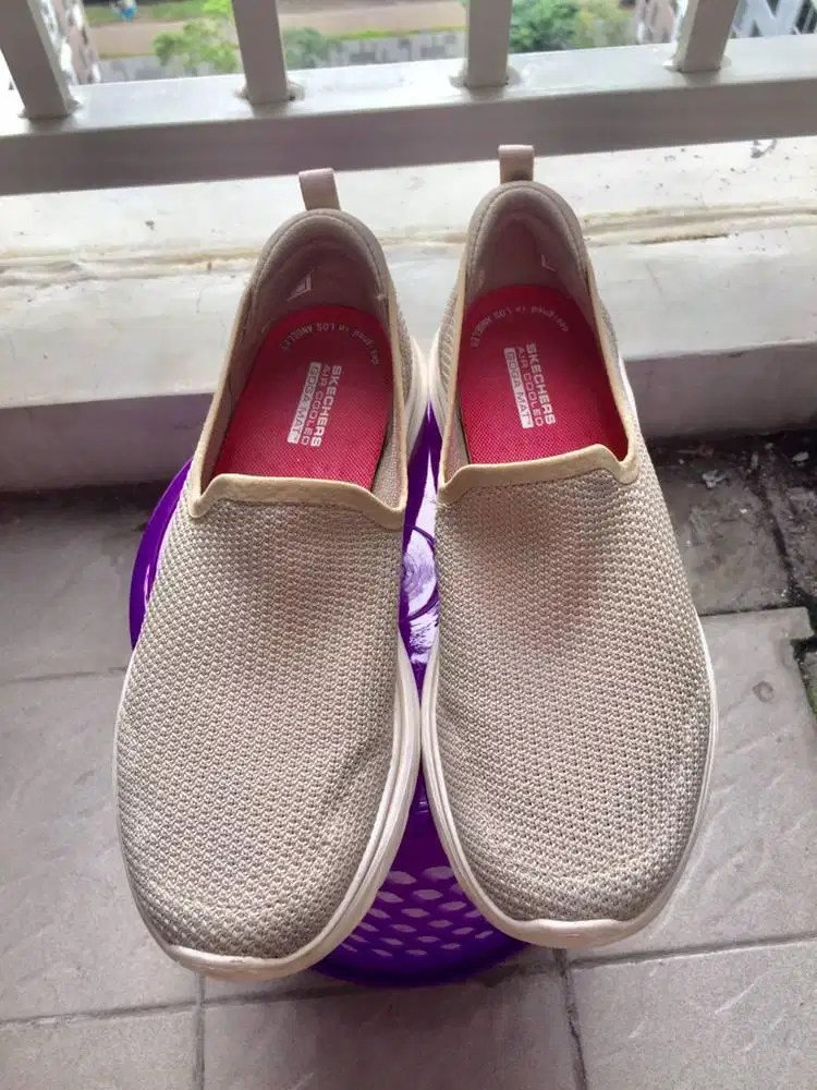 Sepatu Skecher Go Walk 7