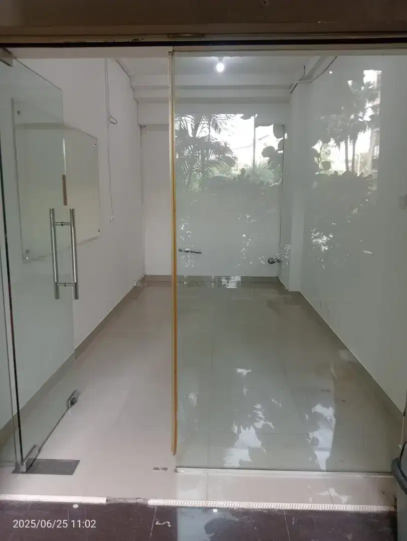 Disewakan Kios Apartemen Puri Park View Tower B hadap pool BU murah