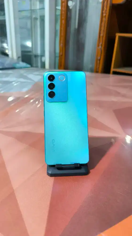 vivo V27e 8GB + 8GB / 256GB face id on, batere awet