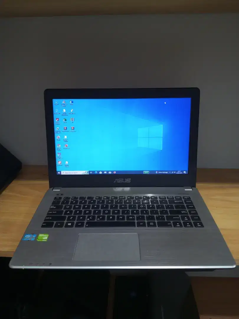 Asus A450C Core i3 - 3217U Dual Grafik DDR 8GB SSD 128GB 14 2.5 Jam
