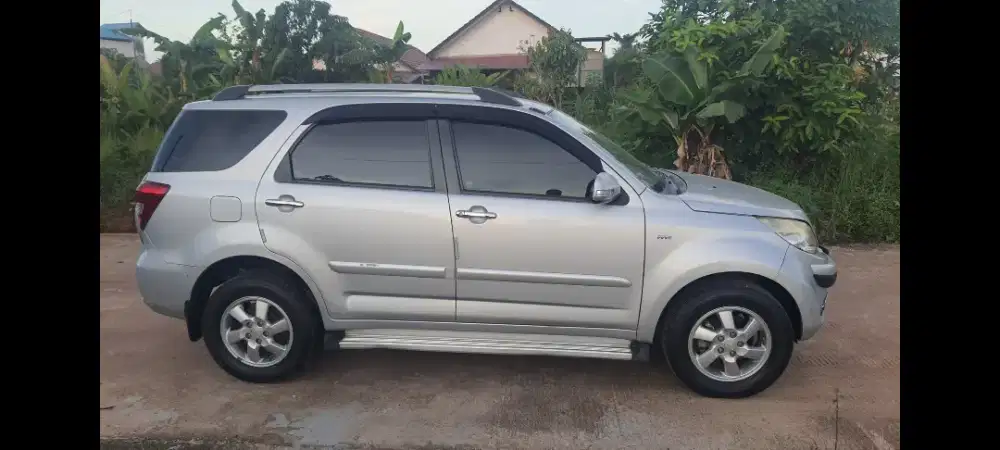 Jual Terios MT TX 2010 silver manual