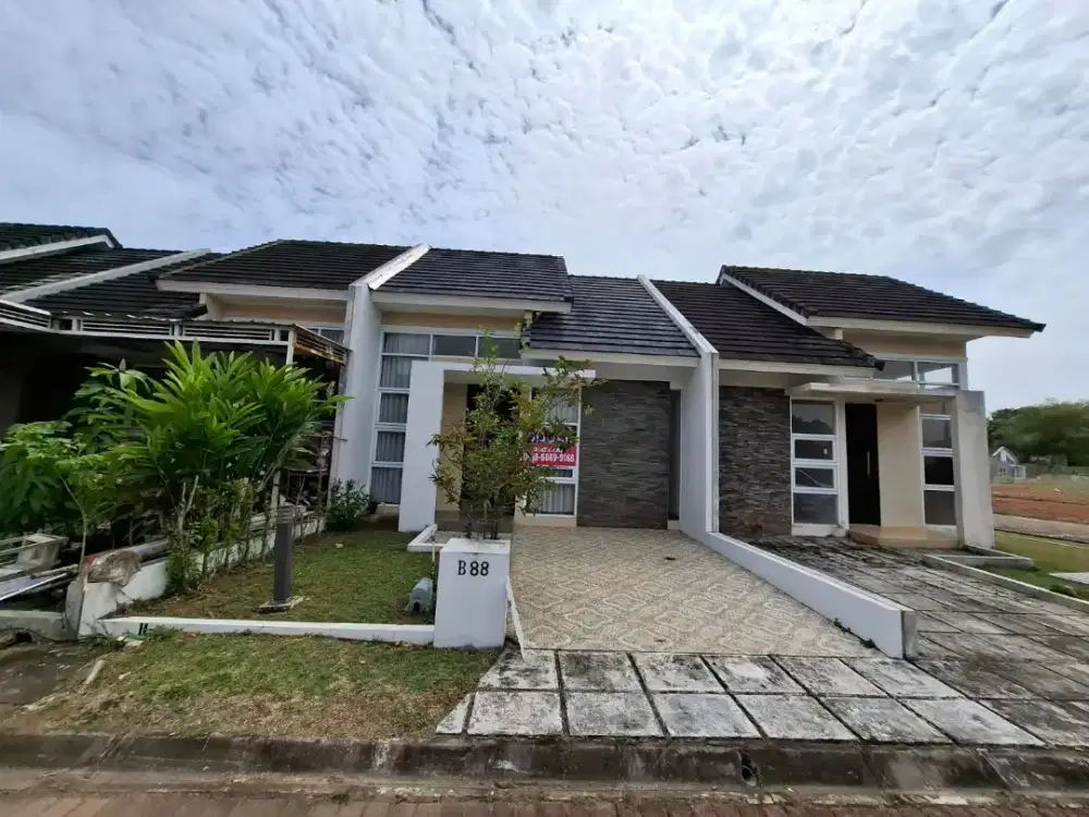 Di jual Rumah modern minimalis
Komplek Green Resort
Jln Alang lebar