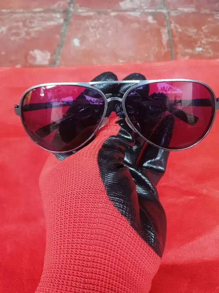 Kacamata merek MERCEDES-BENZ made in italy