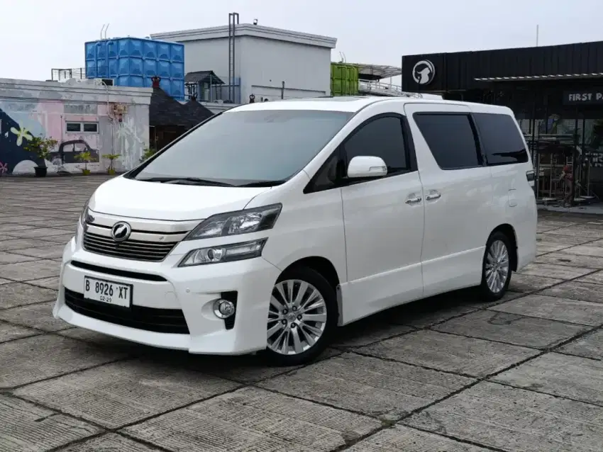 TOYOTA VELLFIRE ZG 2.4 PREMIUM SOUND AT 2013/KM105RB/PAJAK 2-2026