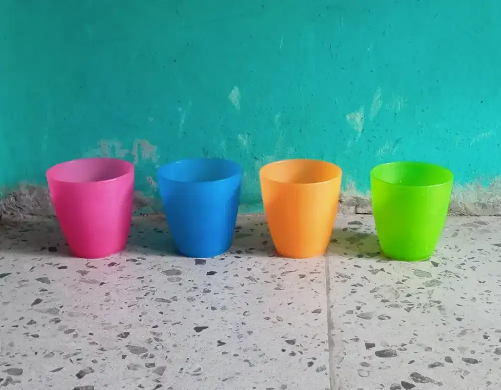 Cangkir Plastik IKEA