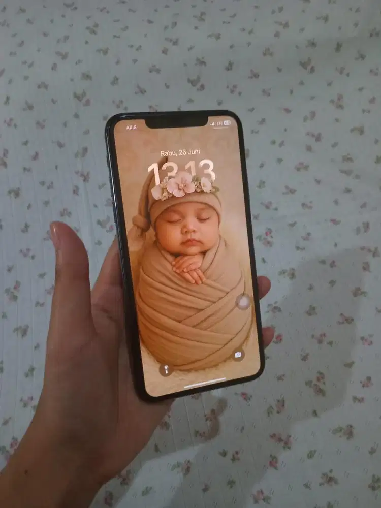 Iphone 11 Pro Max 64 GB All Operator Fullset, jual apa adanya