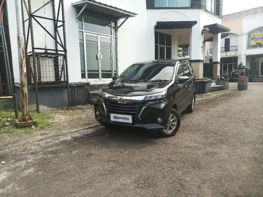Like New - TOYOTA AVANZA 1.3 G BENSIN M/T 2021 HITAM