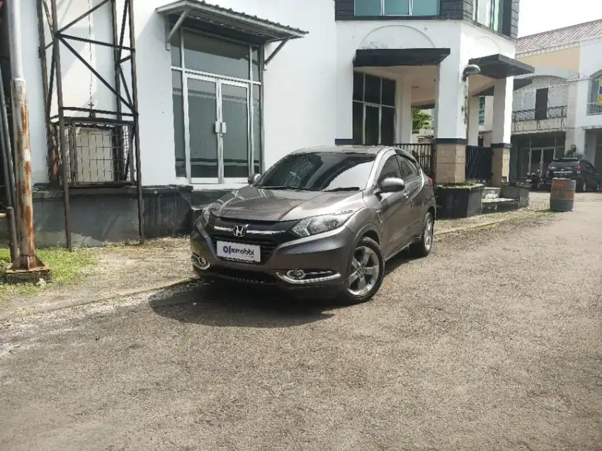 Like New - HONDA HRV 1.5 E BENSIN A/T 2017 ABU