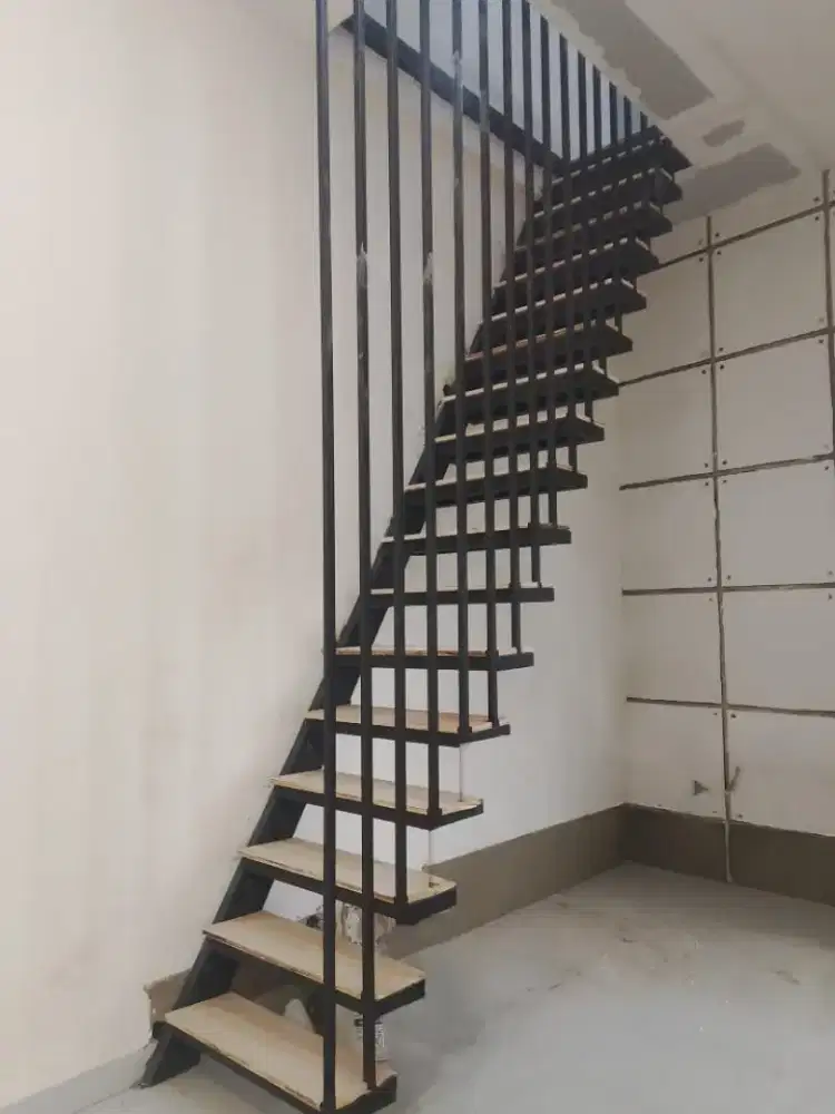 Tangga Jejak  Kanopi Palembang Jaya