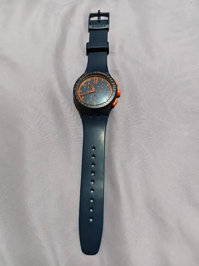 Jam tangan Swatch