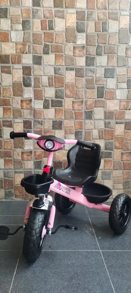 Sepeda 3 roda Aviator