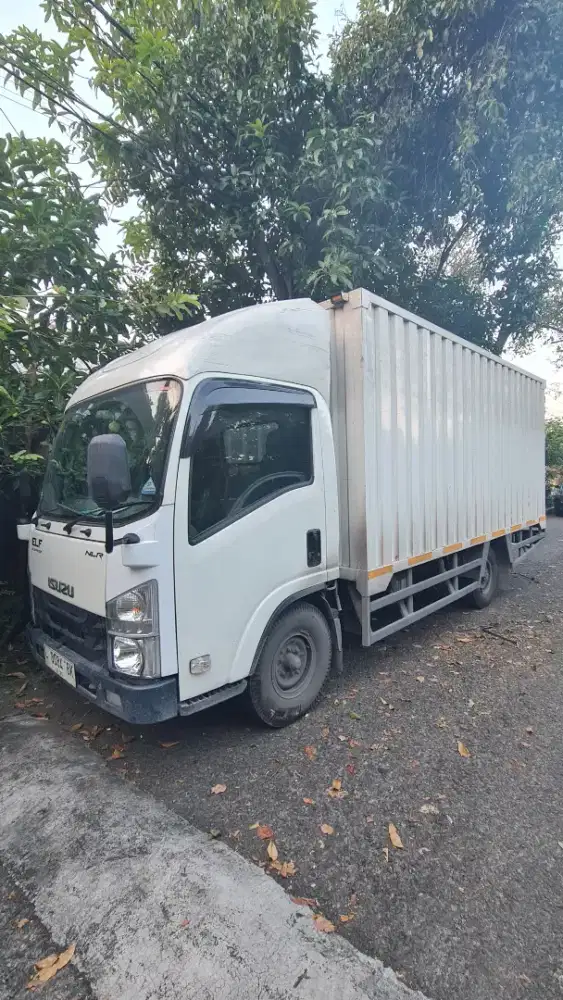 Isuzu Elf NLR Long 2024 Solar 4x2 MT