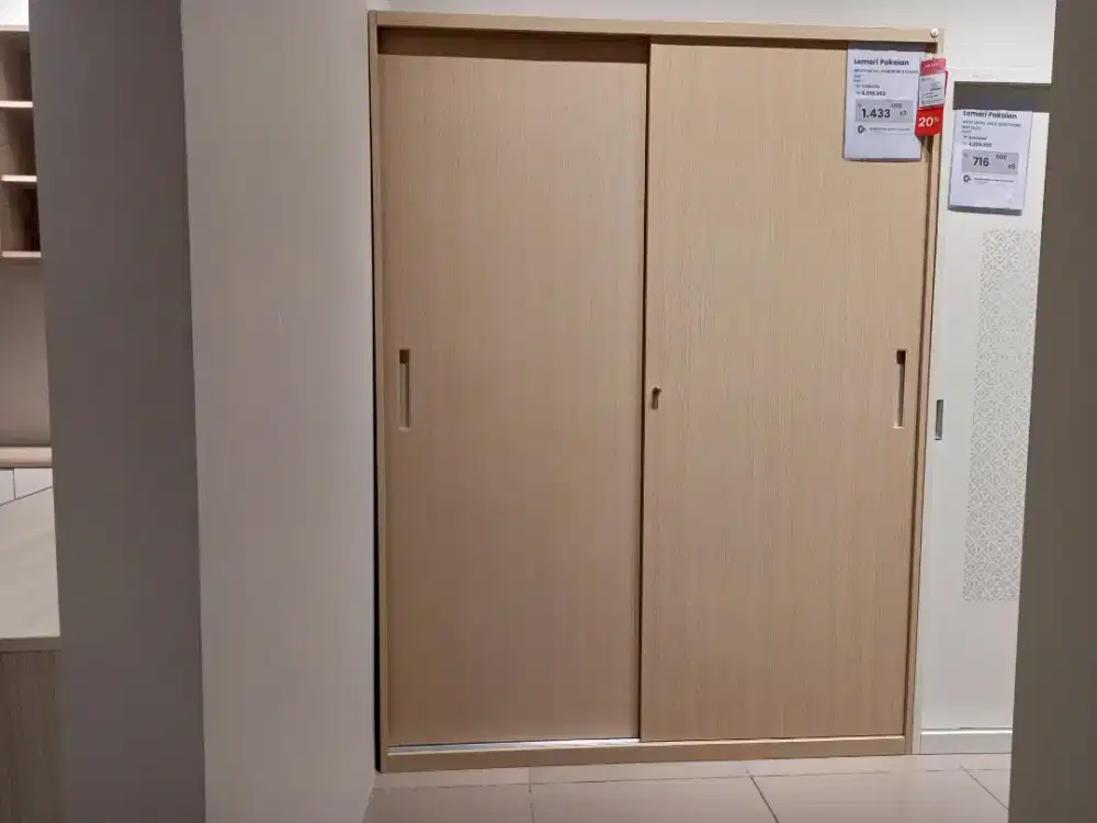 Selma Archy Lemari Metal