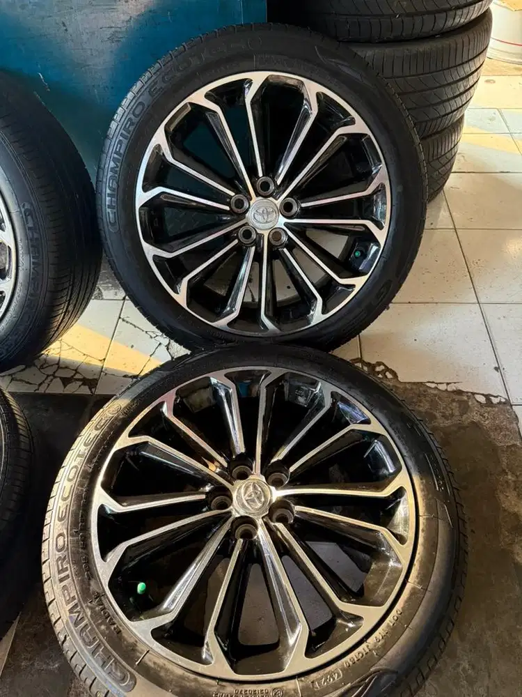 Velg Toyota New Altis R.17 ori