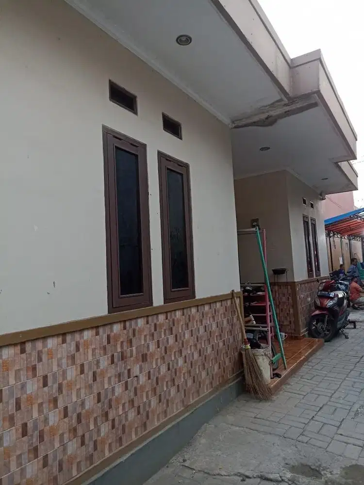 Di Jual Cepat nego halus Rumah lokasi Kunciran Indah kp. Bojong