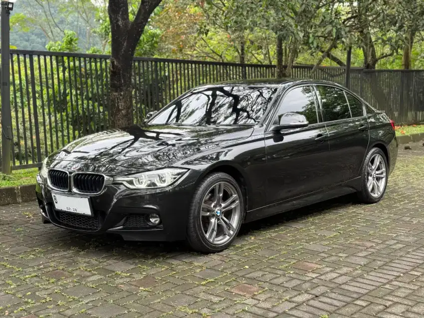 BMW 320i M Sport 2018 | LOW KM F30 B48