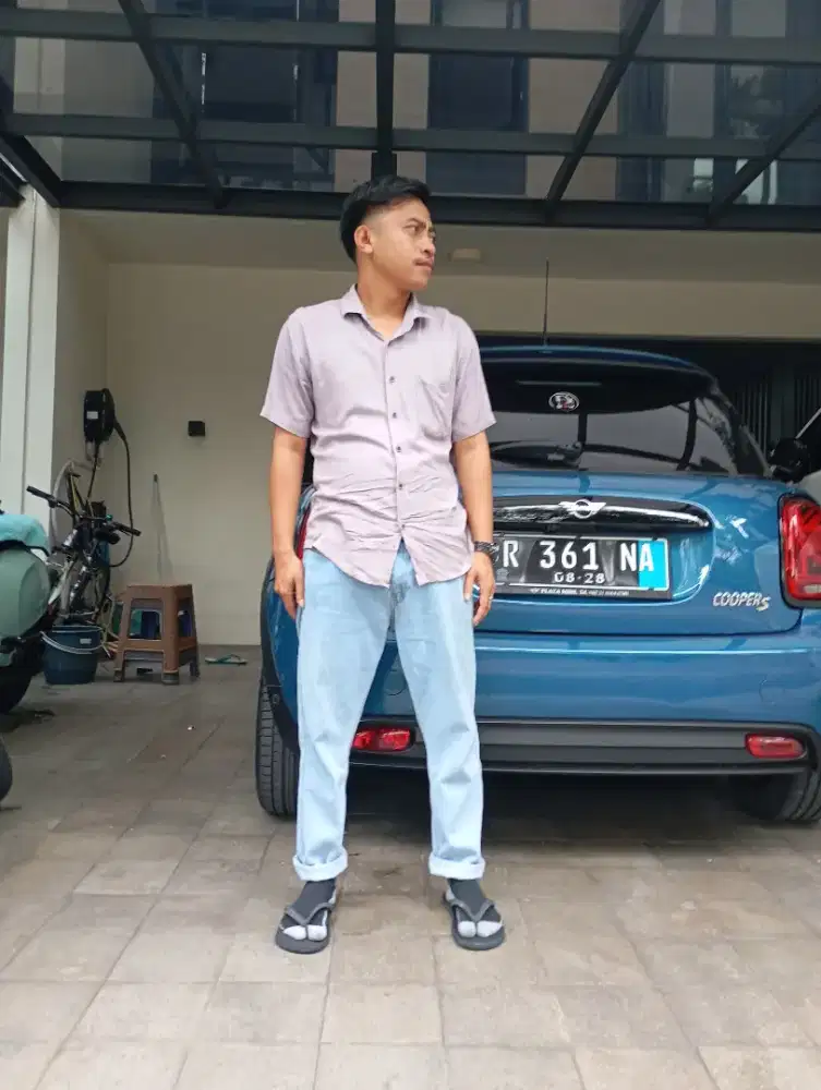 Ingin mencari pekerjaan driver