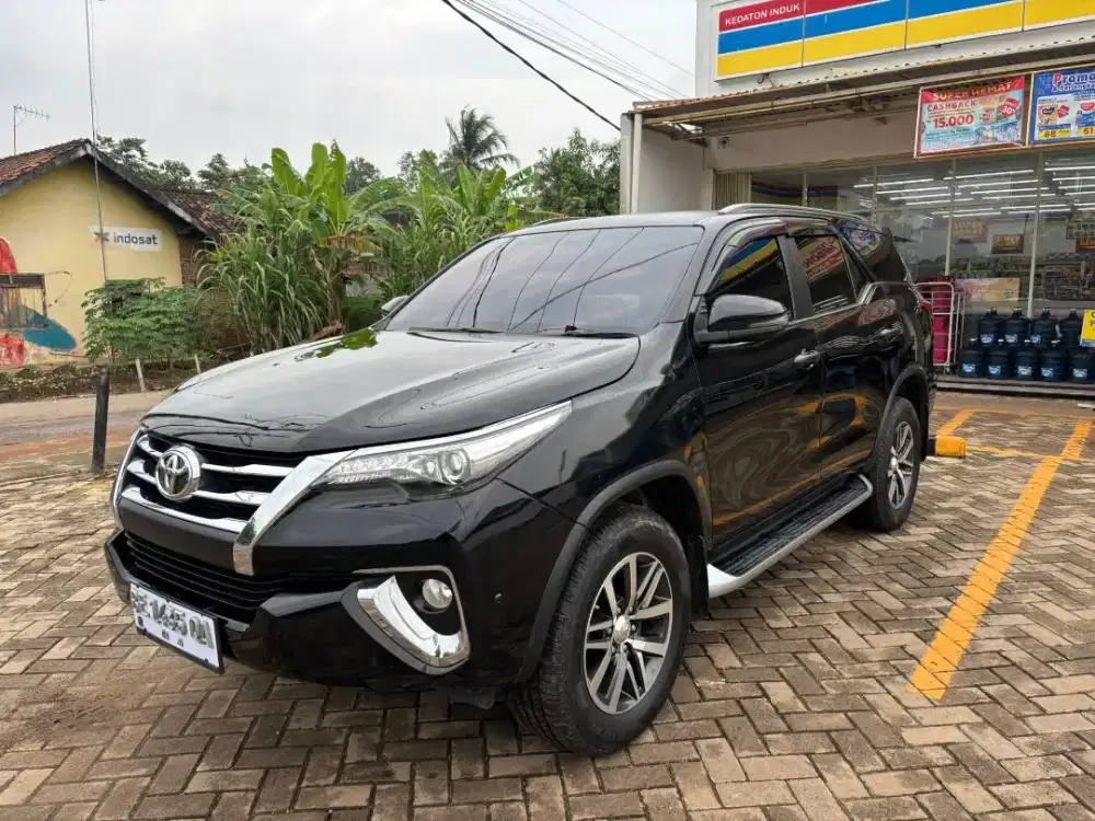 Toyota Fortuner vrz
