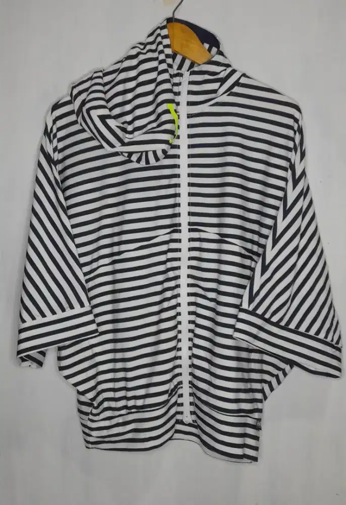 Jacket running salur