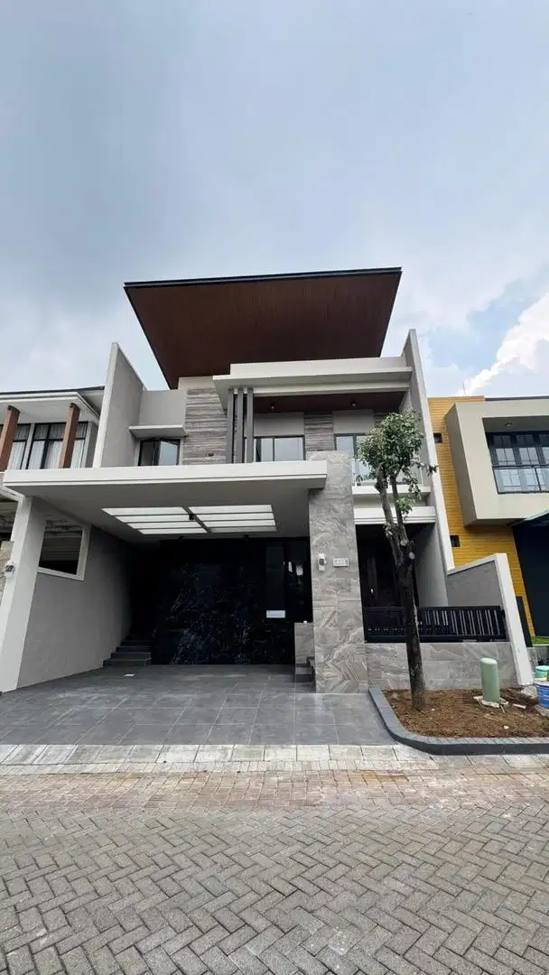 DIJUAL RUMAH CITRALAND MODERN MINIMALIS BARU GRES BAGUS HIGH SPEC
