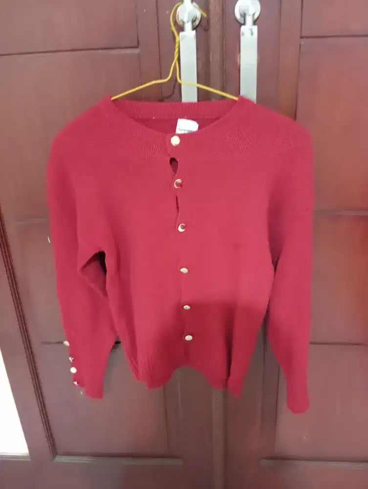 Cardigan habisin sisa stok jualan
