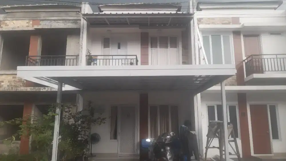 Pemasangan kanopi Baja ringan sni