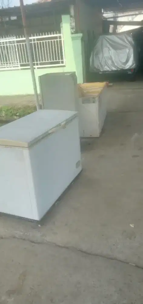 Di cari dan di belli barang bekas seperti elektronik