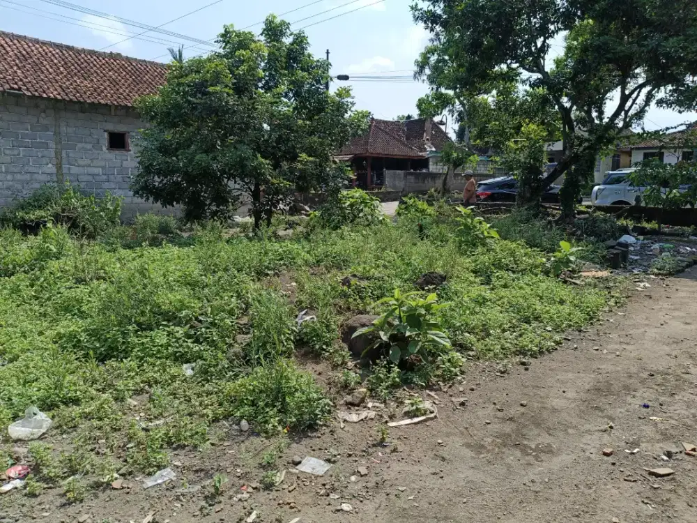Dijual tanah SHM barat kampus UII terpadu jl Kaliurang km14 Kaliwanglu