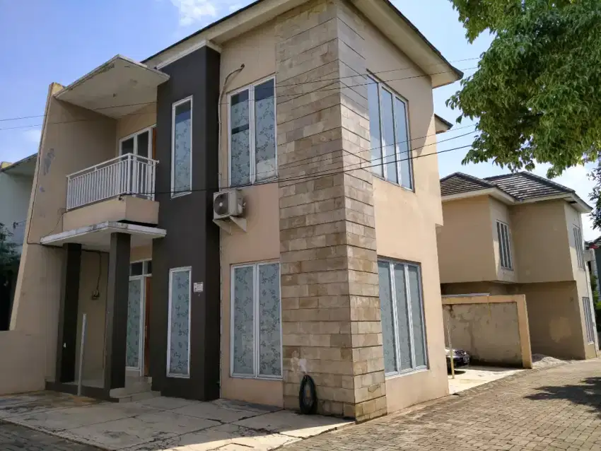 Jual Rumah 2 Lantai Dalam Cluster Jagakarsa Jakarta Selatan SHM