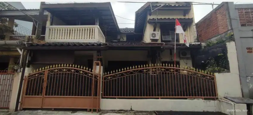 Dijual Rumah 2Lantai Di Taman Kedaung Ciputat