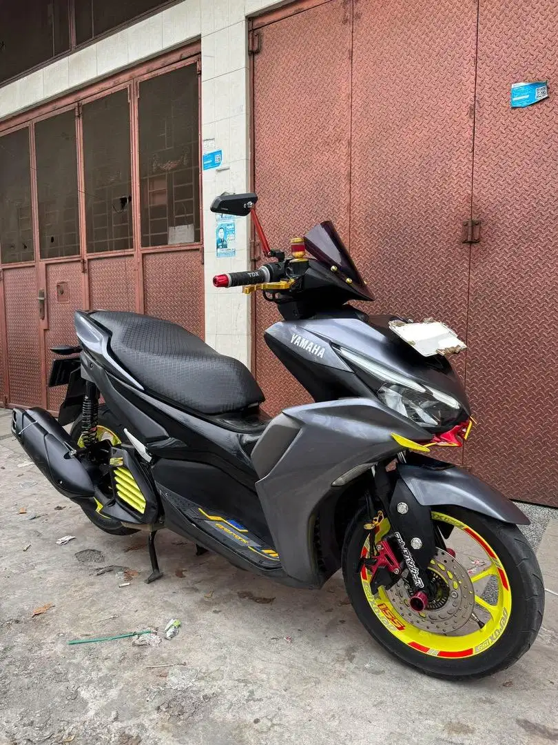 AEROX 155 VVA Connected