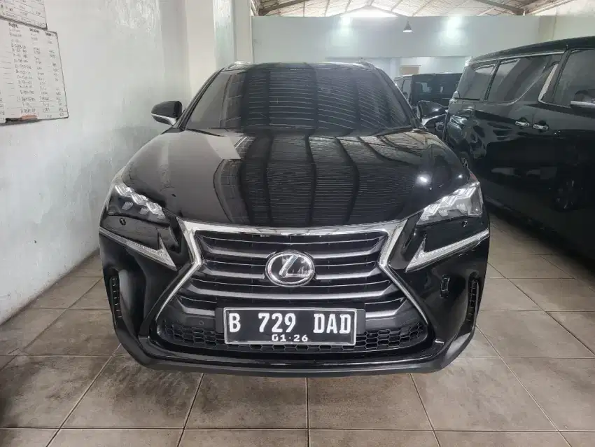 Lexus NX200t AT 2016 pmk