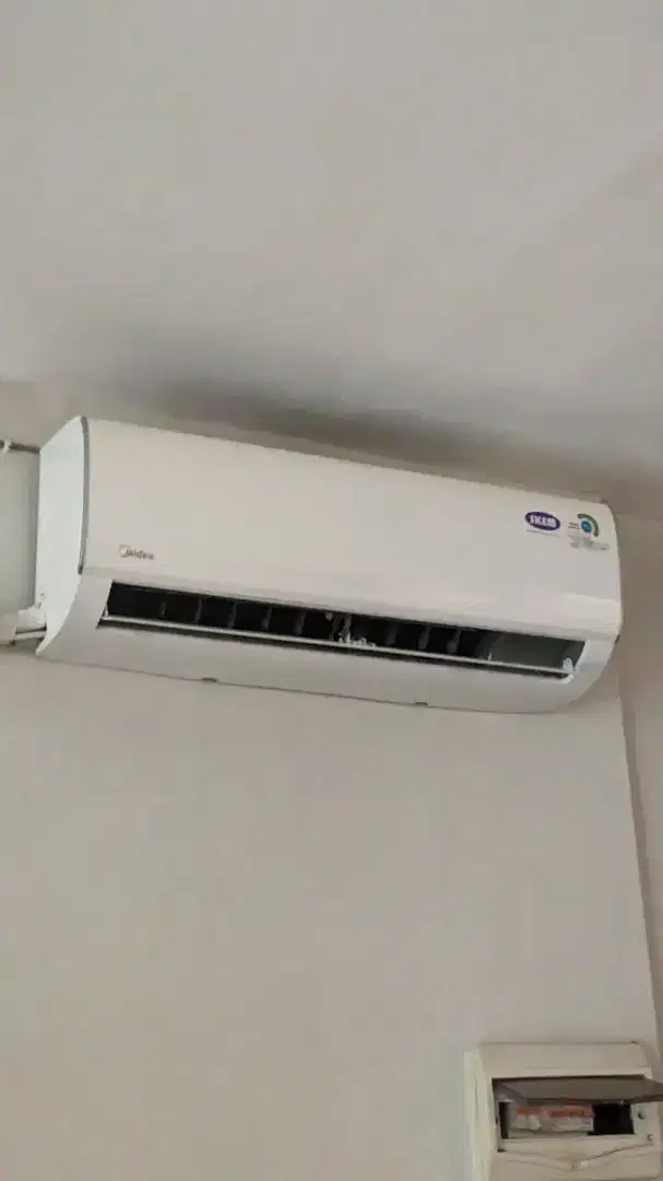 AC merk Midea 1 Pk