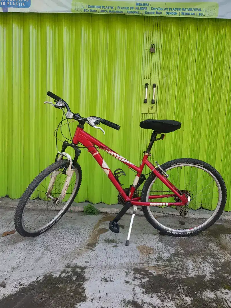 Dijual sepeda MTB ban 26 merk Mongoose.